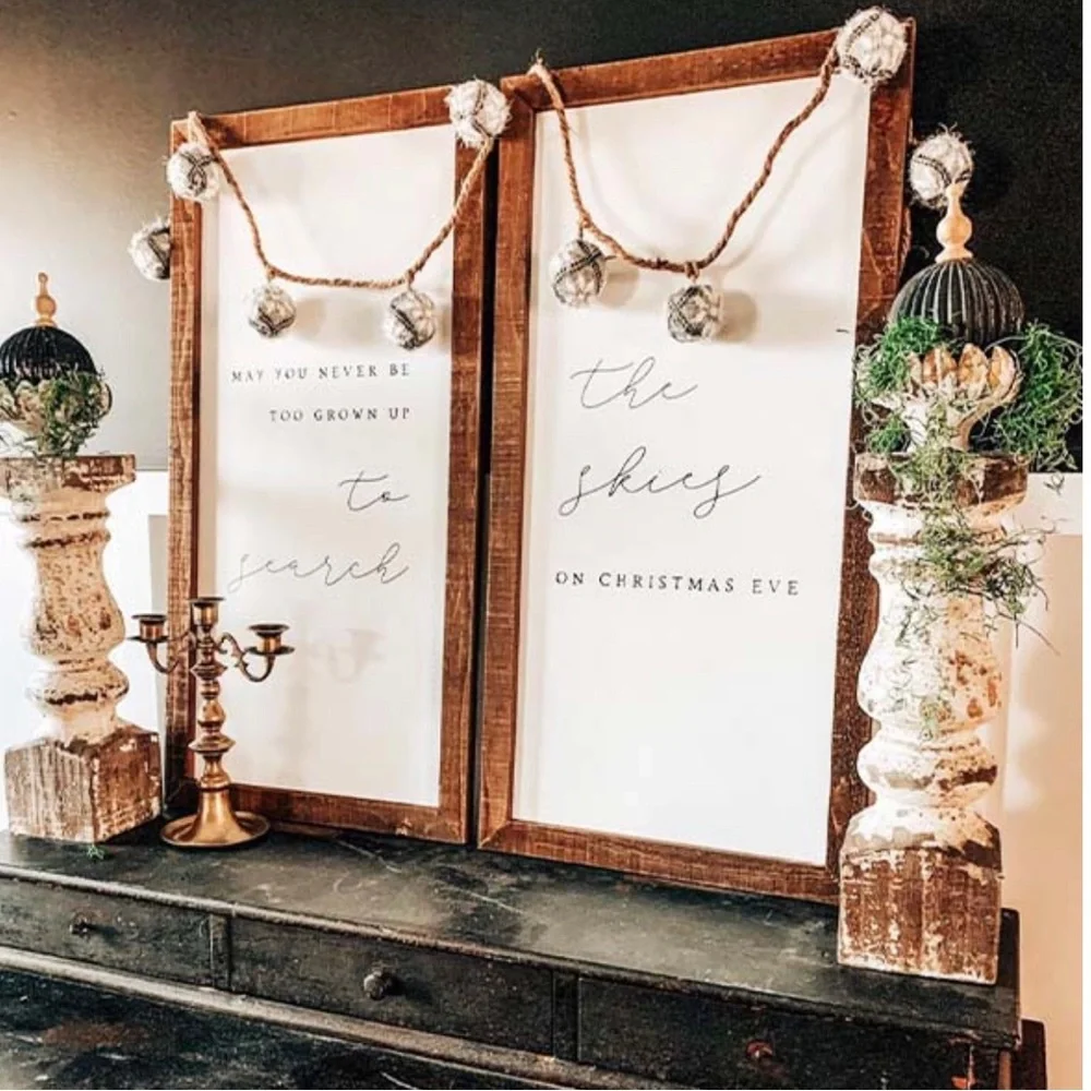 Christmas Eve signs 🪧 (set of two) - Picture 1 of 6